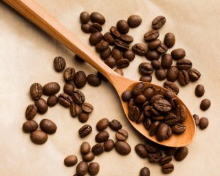 Vad förändrar egentligen smaken på ditt kaffe: ursprung, sort eller rostning?
